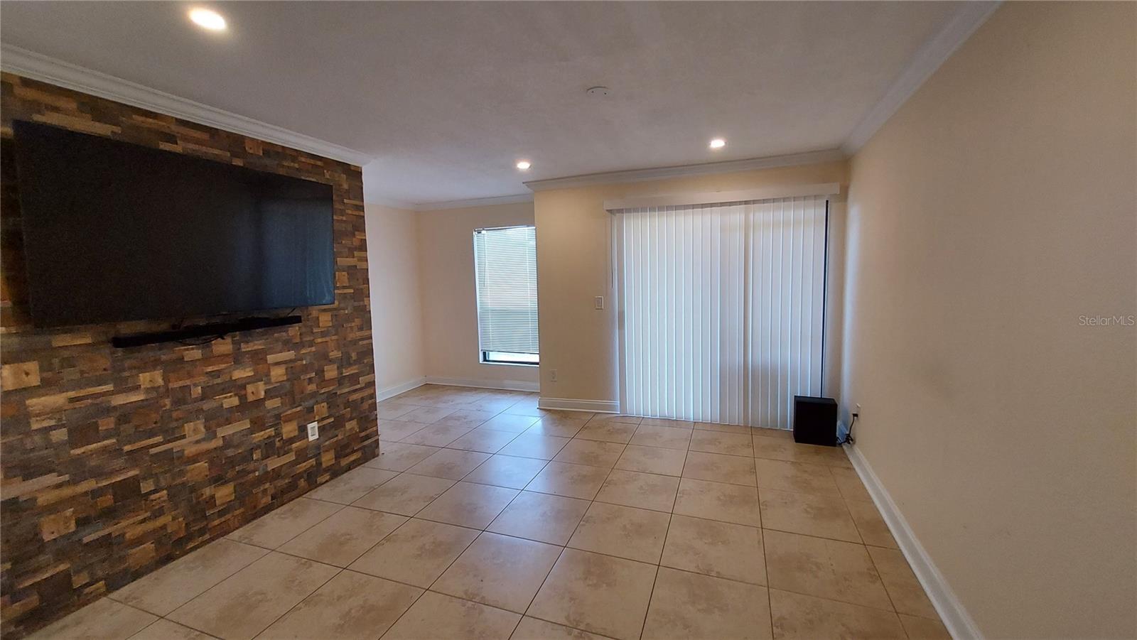 HARBOR CLUB CONDO - Residential Lease