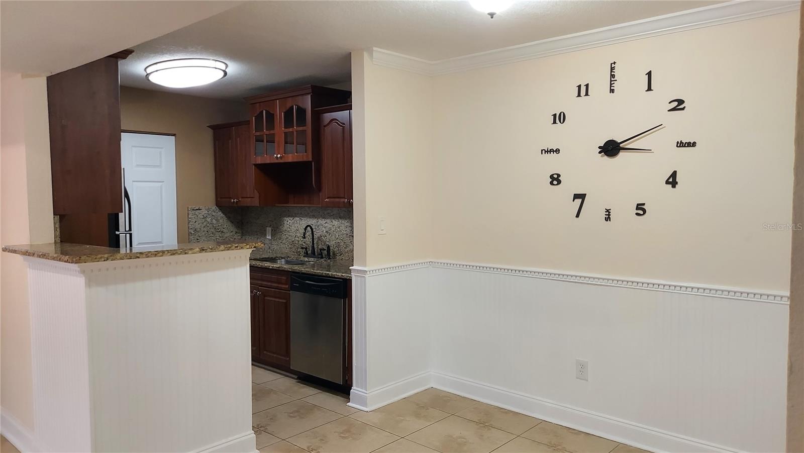 HARBOR CLUB CONDO - Residential Lease