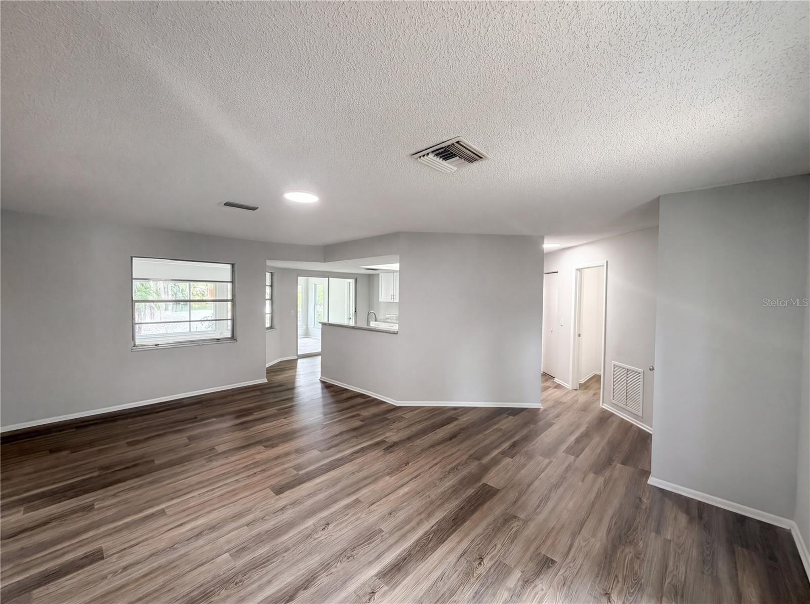 MEADOWS - Residential
