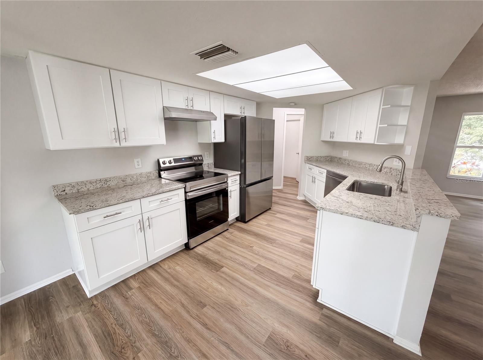 MEADOWS - Residential