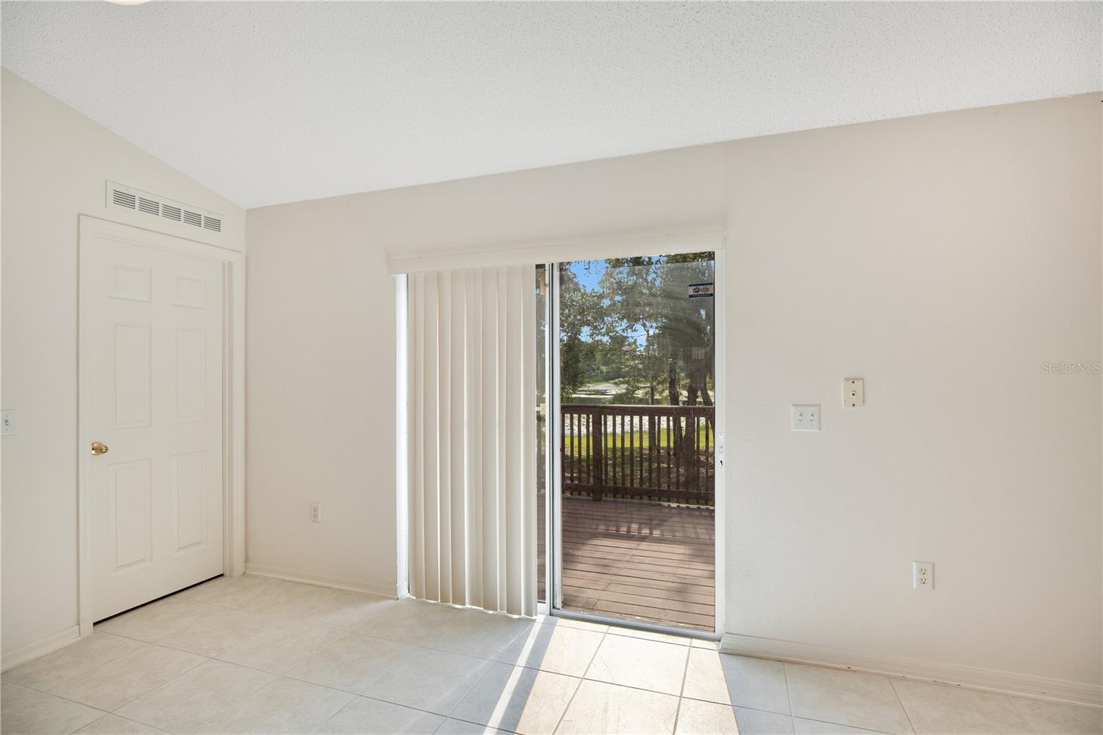 PLANTATION ESTATES UNIT 32 - Residential