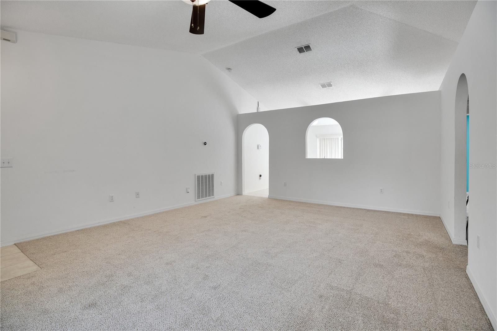 PLANTATION ESTATES UNIT 32 - Residential