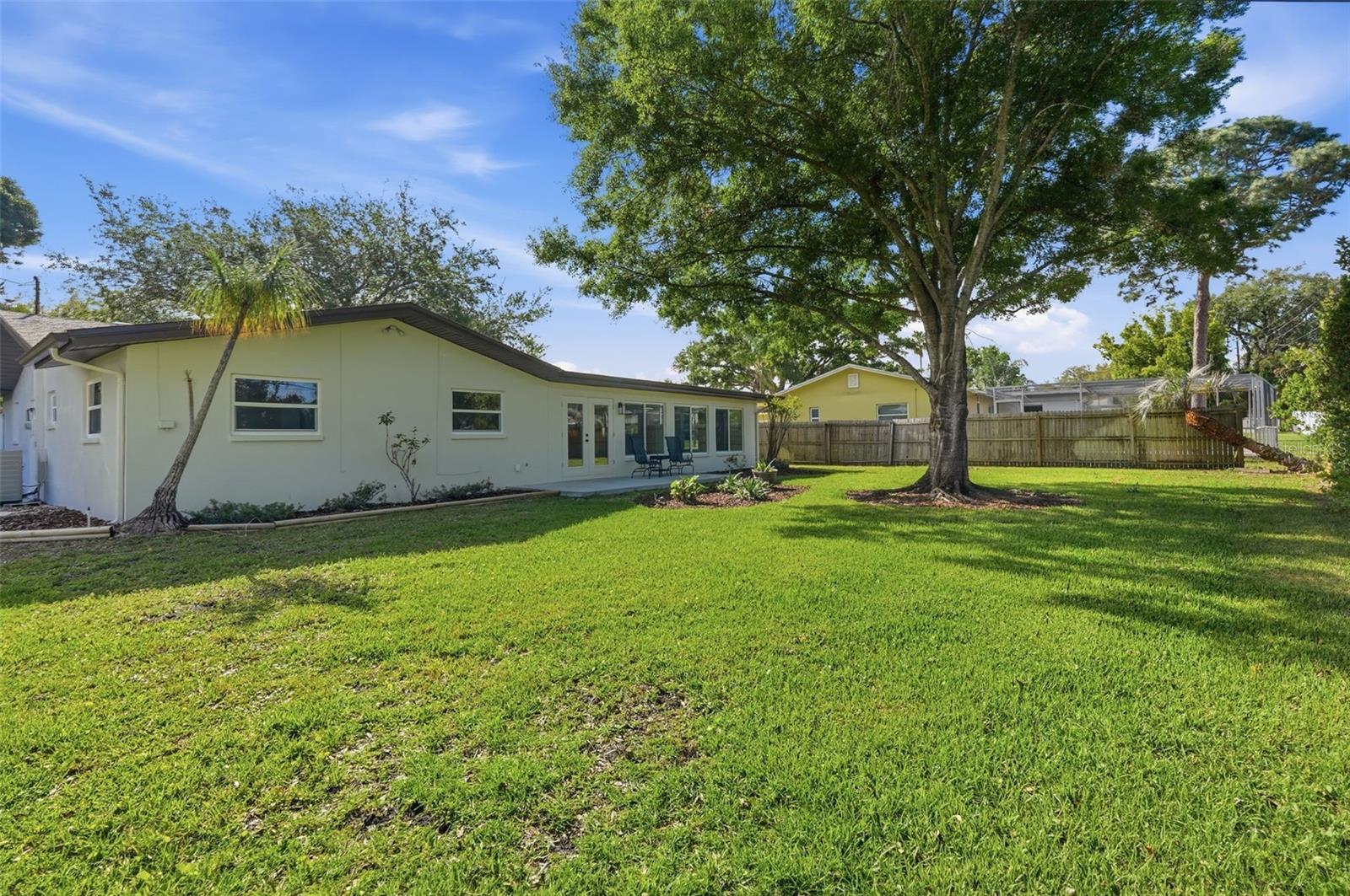 FAIRWAY ESTATES 9TH ADD - Residential