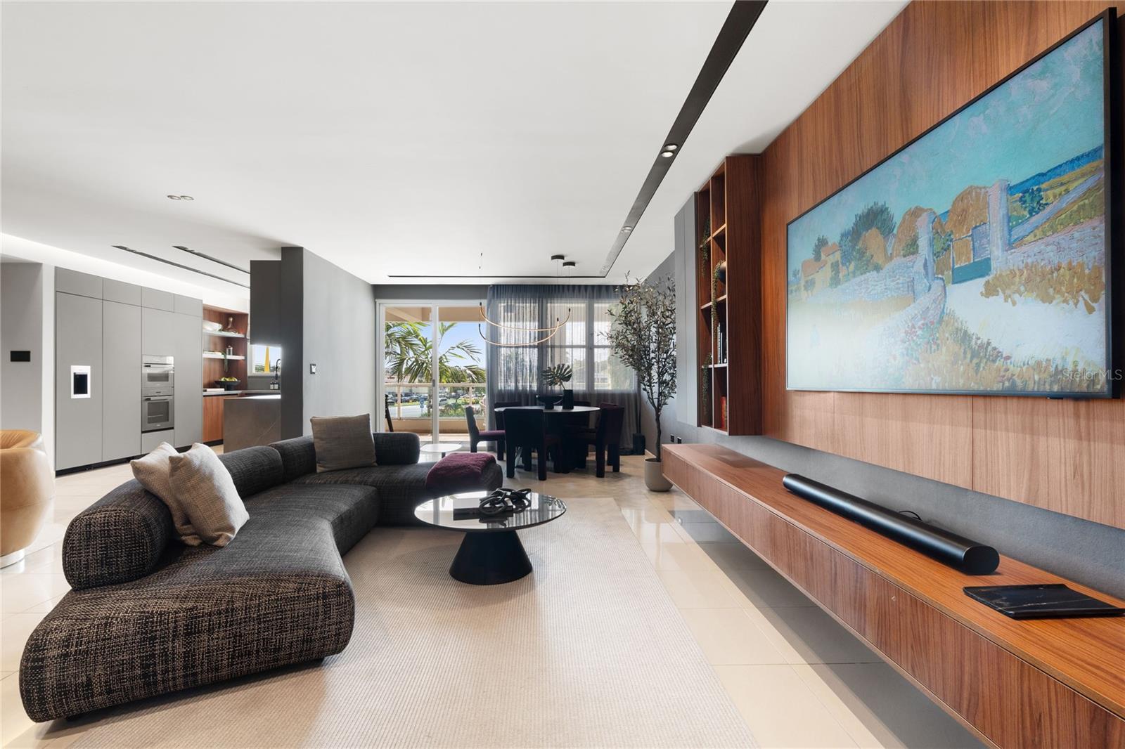 TORRE CIBELES I - Residential Lease