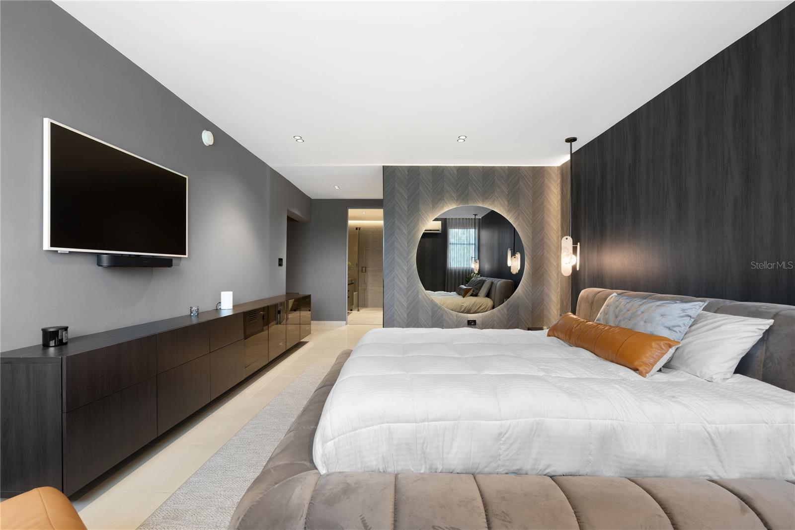 TORRE CIBELES I - Residential Lease