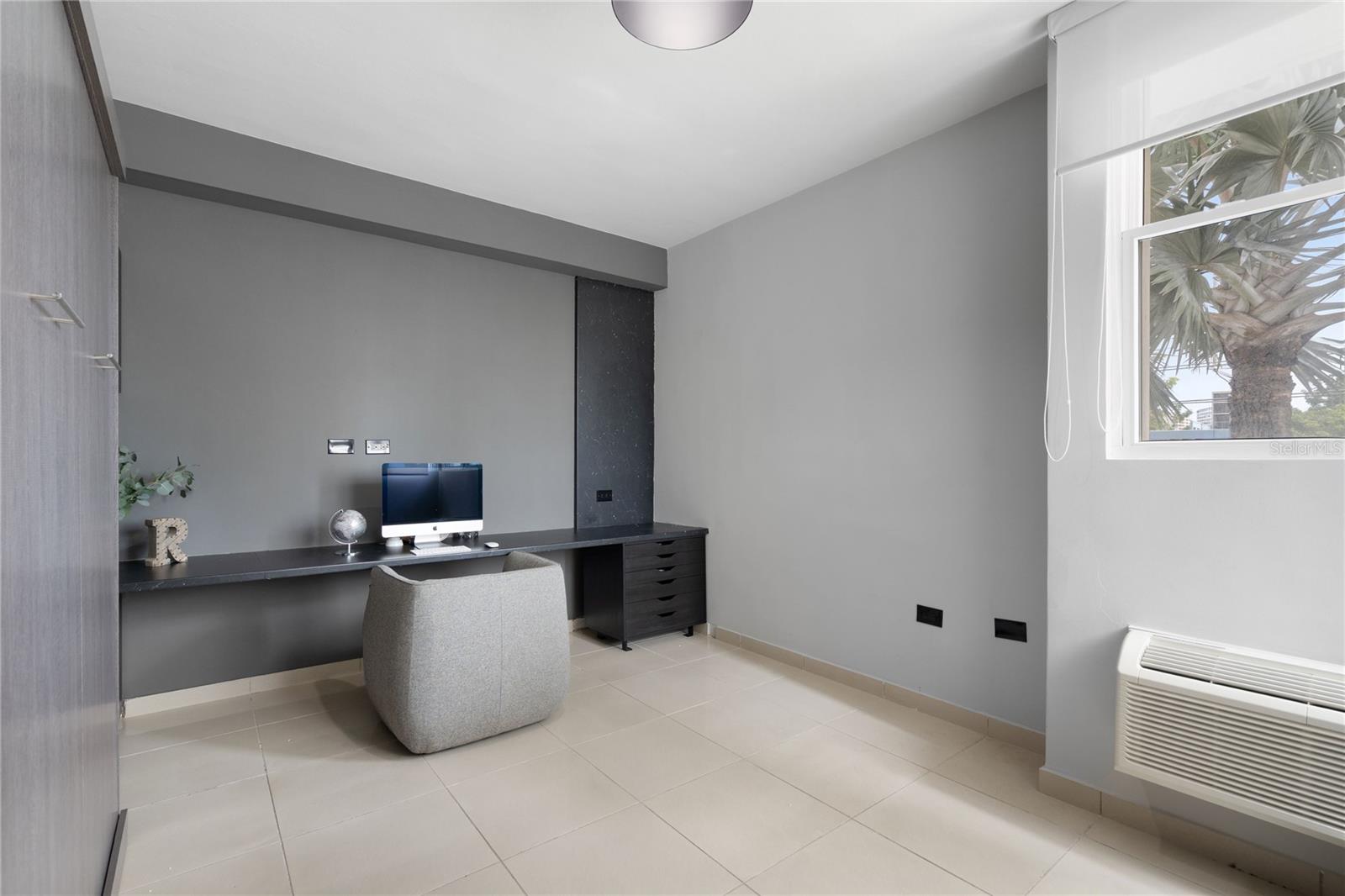 TORRE CIBELES I - Residential Lease