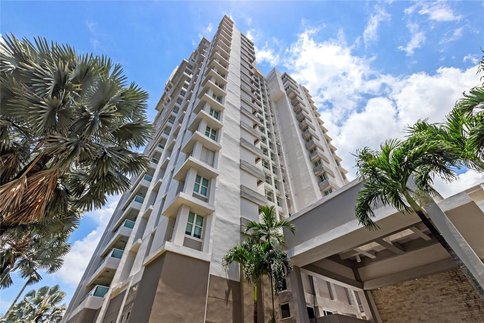 TORRE CIBELES I - Residential Lease