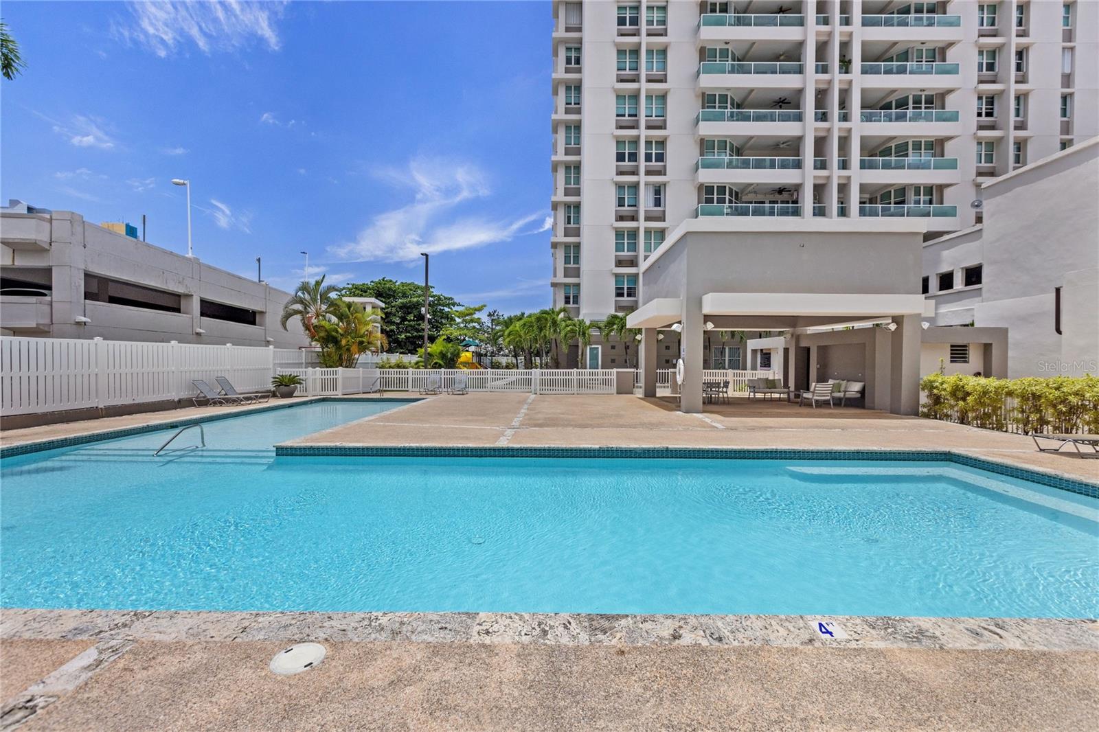 TORRE CIBELES I - Residential Lease