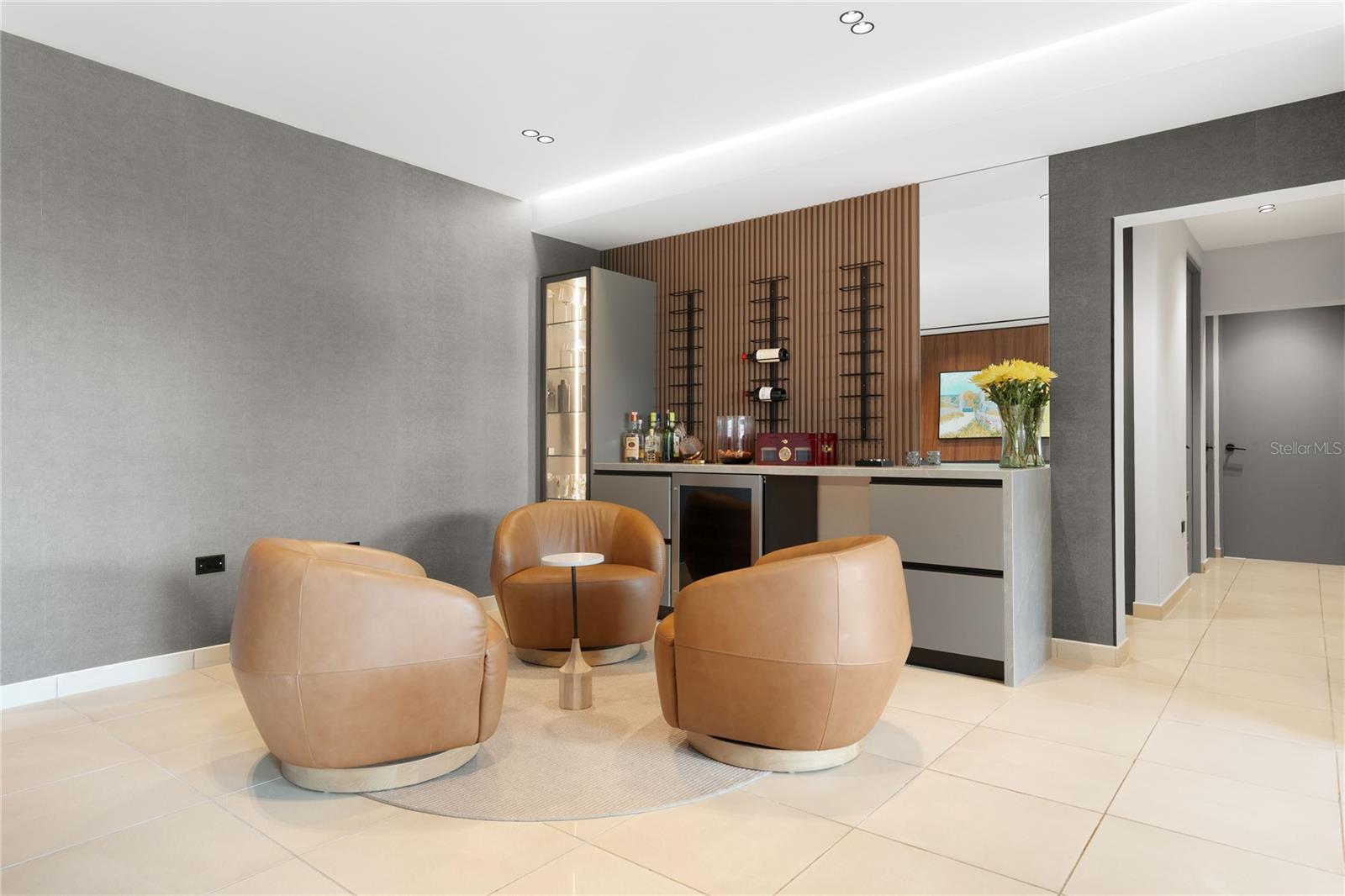 TORRE CIBELES I - Residential Lease