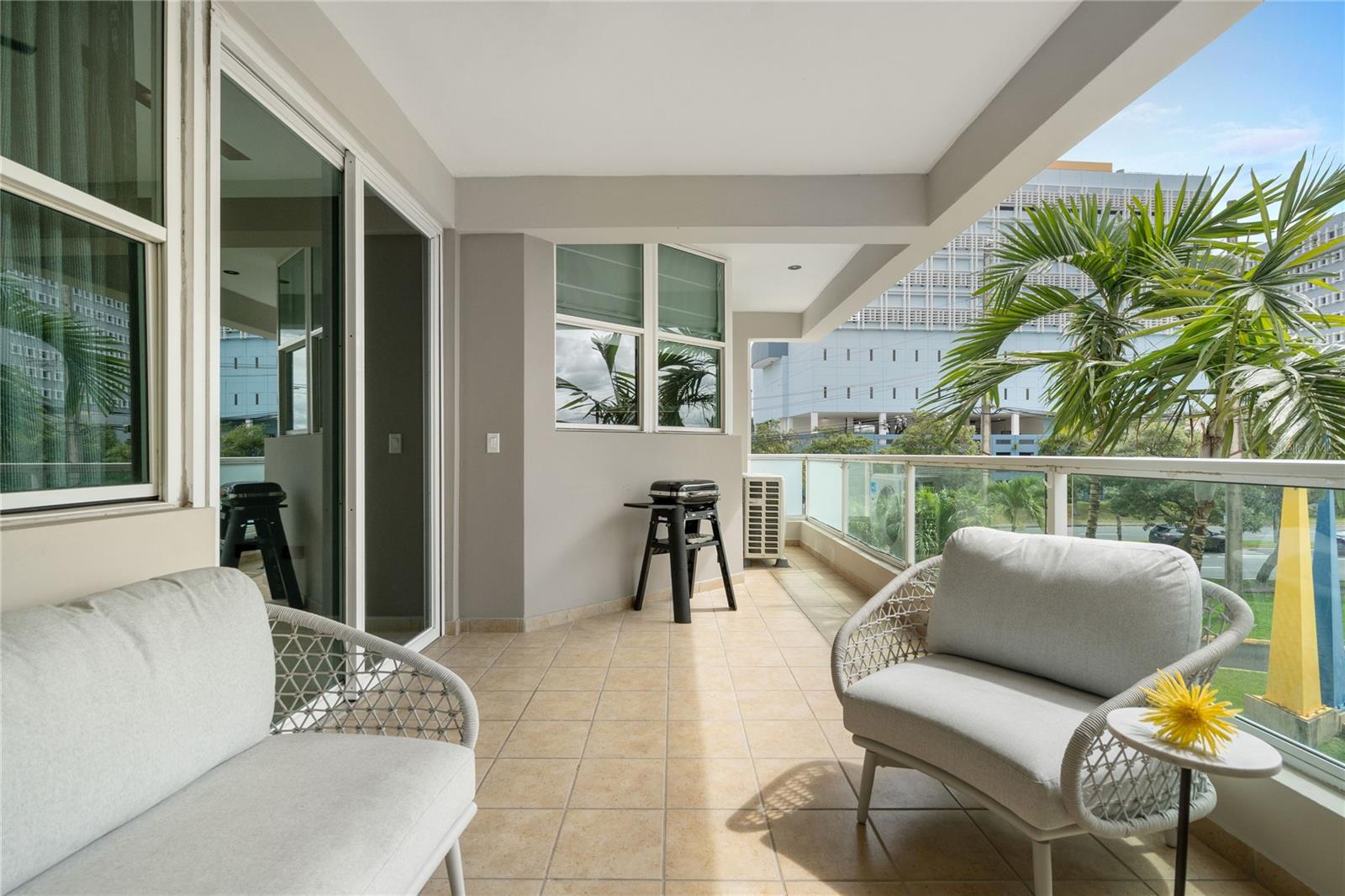 TORRE CIBELES I - Residential Lease