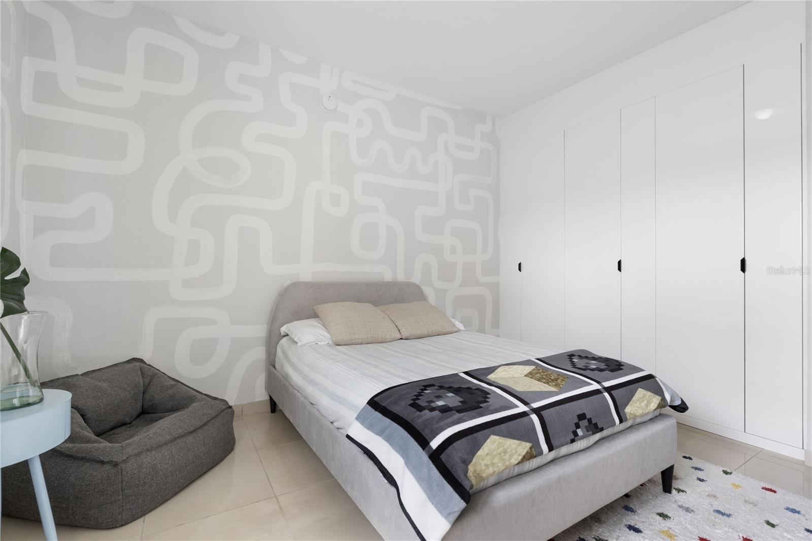 TORRE CIBELES I - Residential Lease