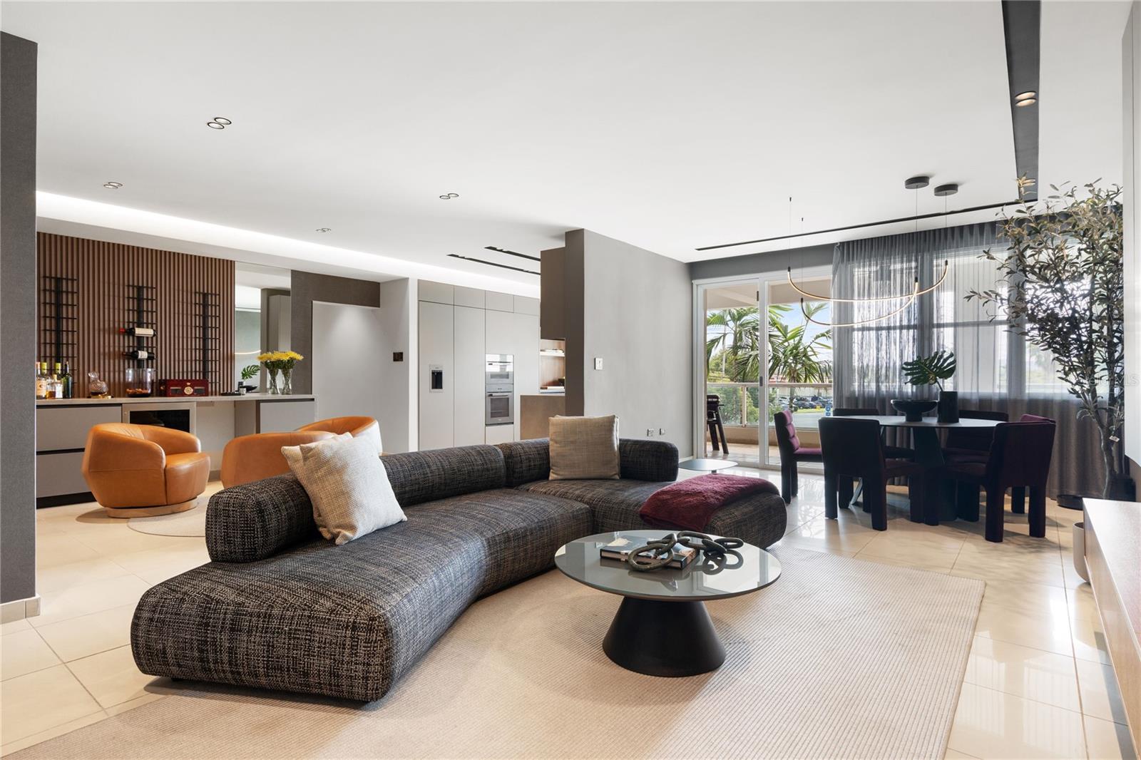 TORRE CIBELES I - Residential Lease