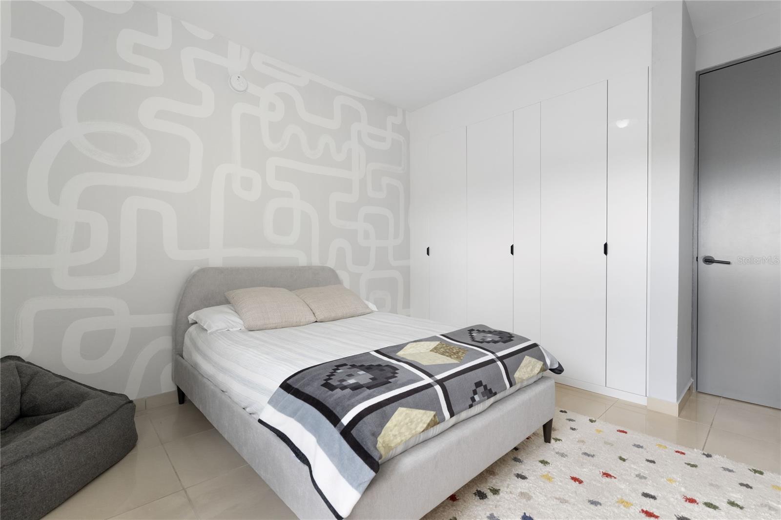 TORRE CIBELES I - Residential Lease