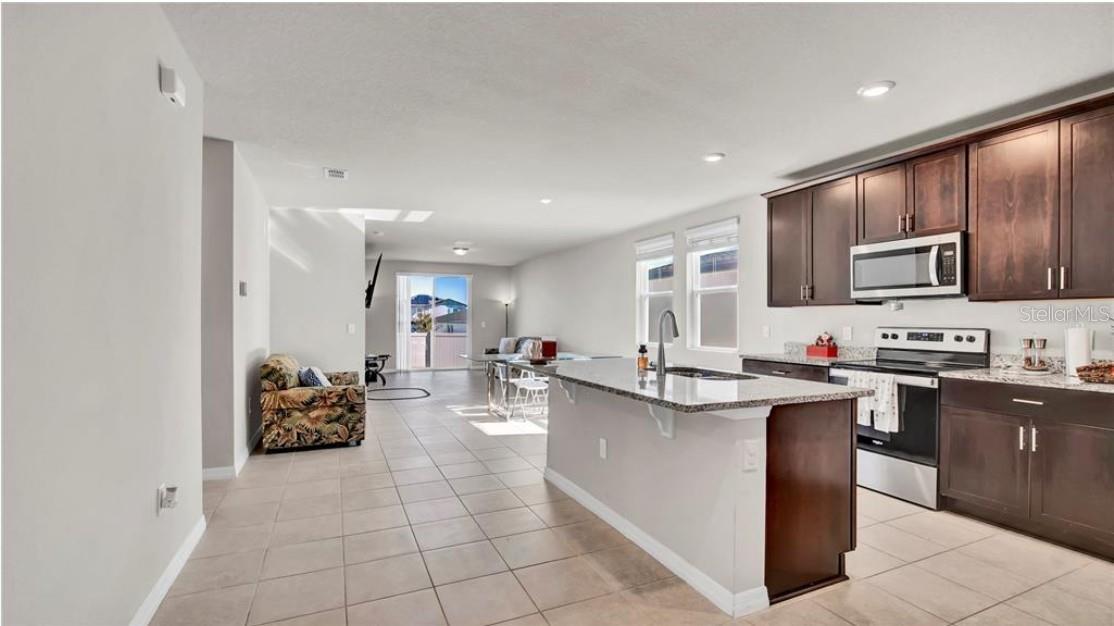 3041 CASSIDY LANE