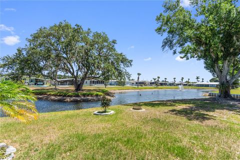 A home in WINTER HAVEN