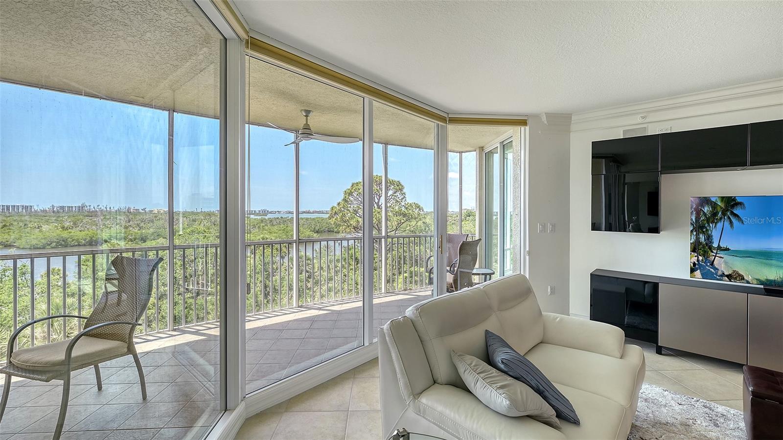 MERIDIAN AT THE OAKS PRESERVE - Residential