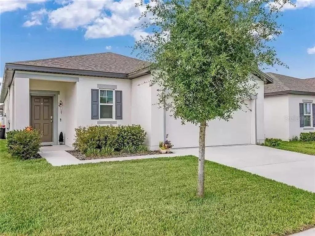 Photo of 5816 Bullock Place, Saint Cloud, FL 34771 (MLS # S5138251)
