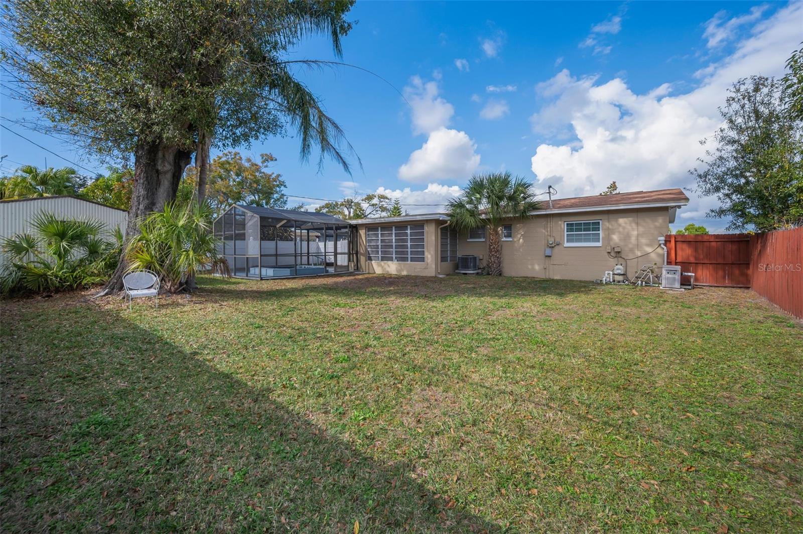 MAGNOLIA COURT - Residential