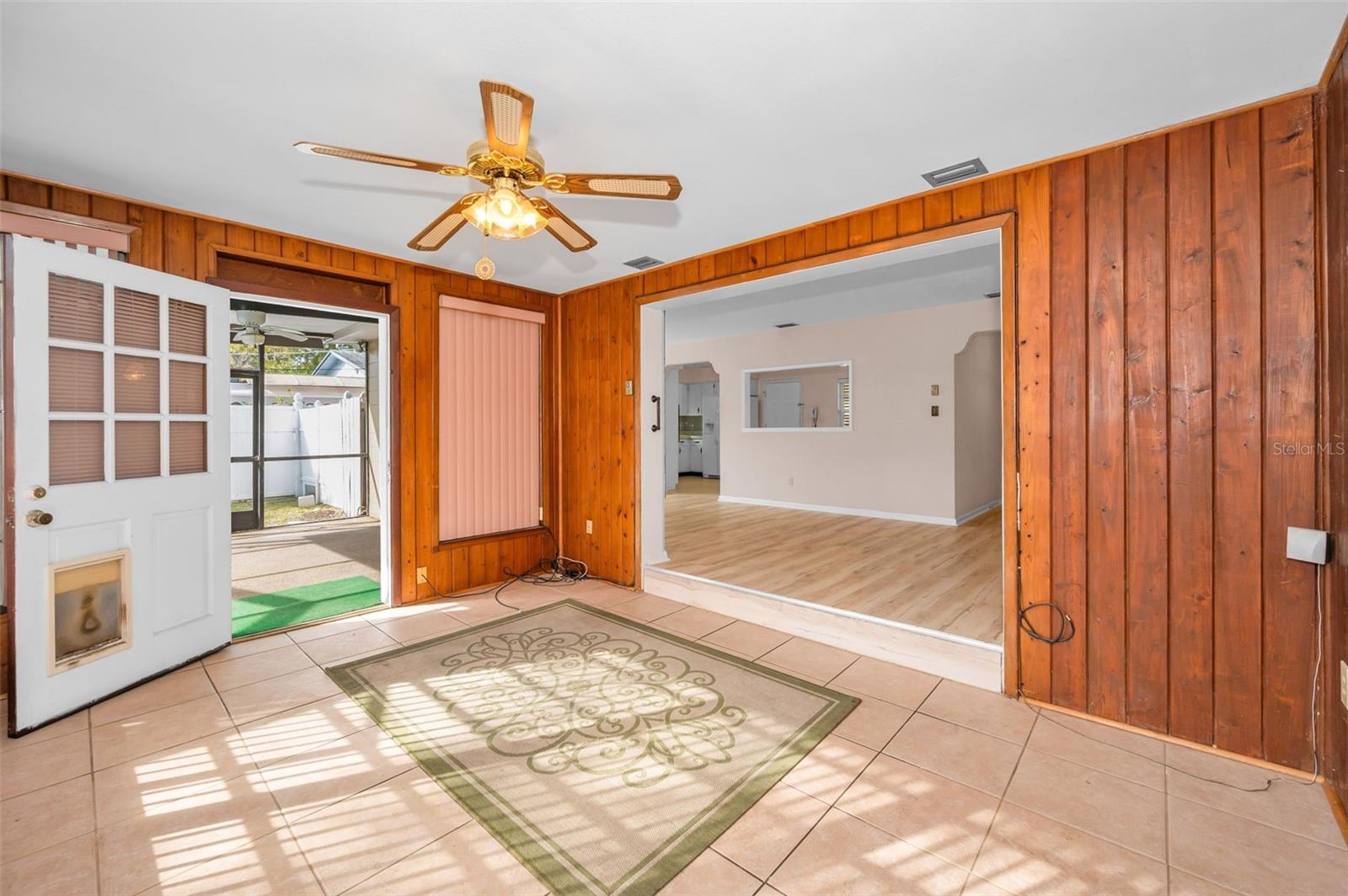 MAGNOLIA COURT - Residential