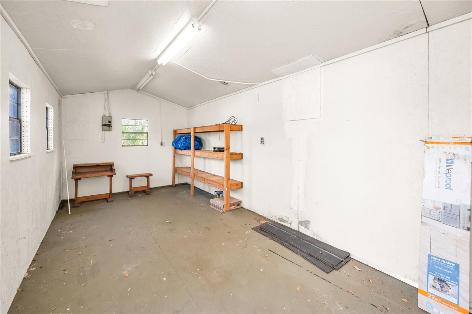 MAGNOLIA COURT - Residential