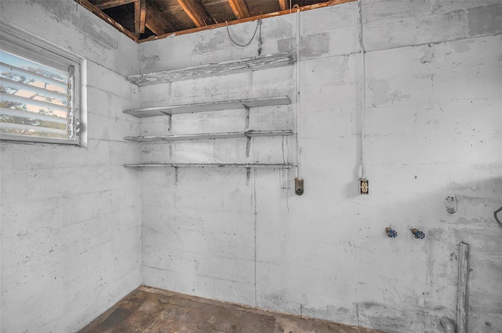 MAGNOLIA COURT - Residential