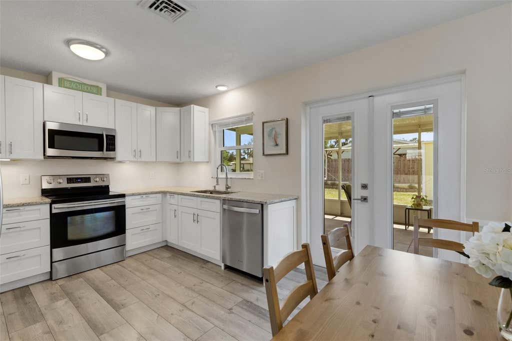 Photo of 5231 Pompano Road, Venice, FL 34293 (MLS # N6144745)