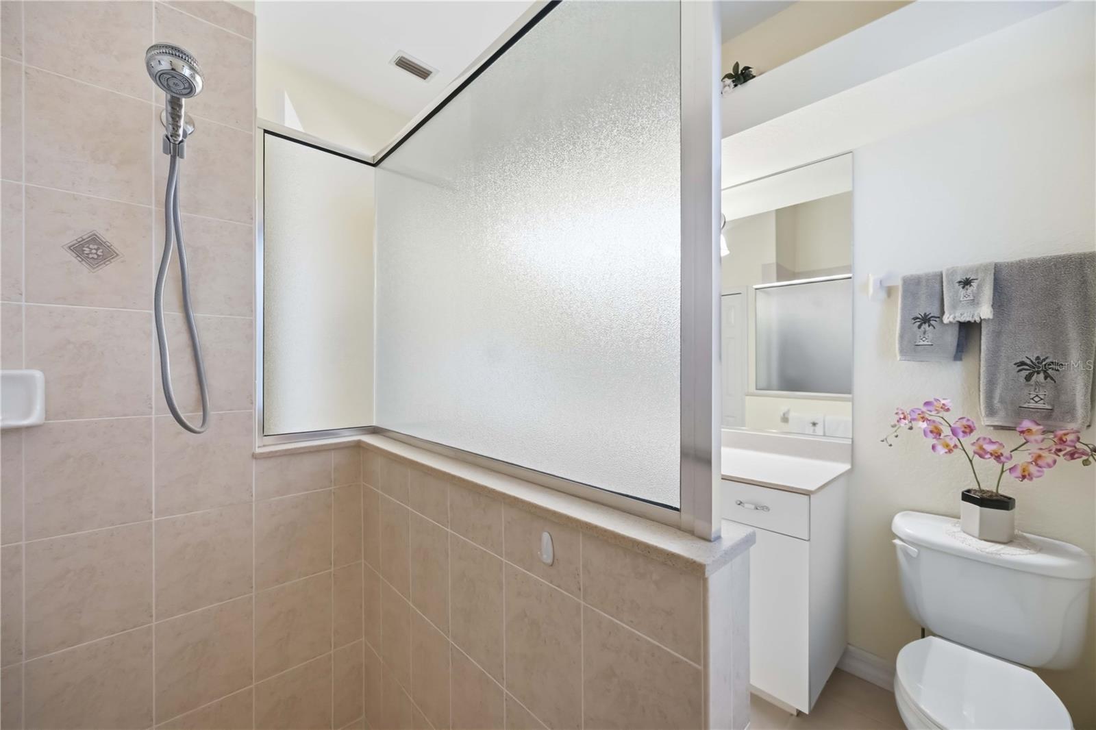 ROTONDA PINE VALLEY - Residential