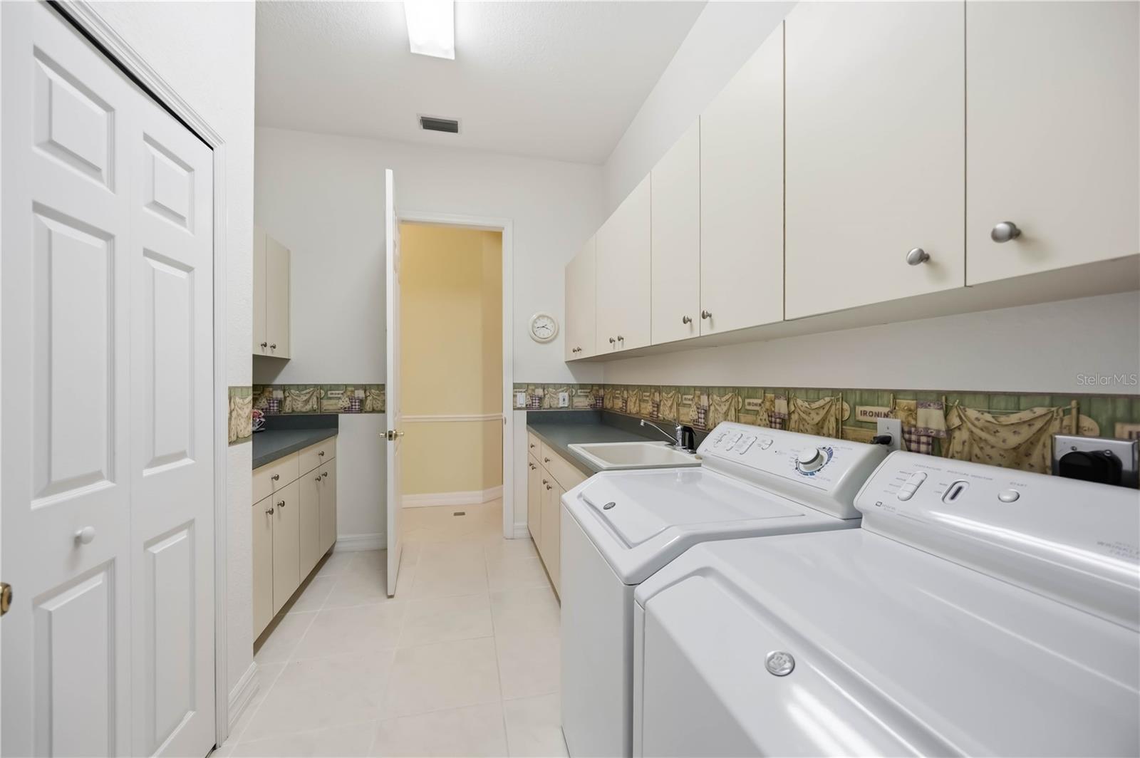 ROTONDA PINE VALLEY - Residential