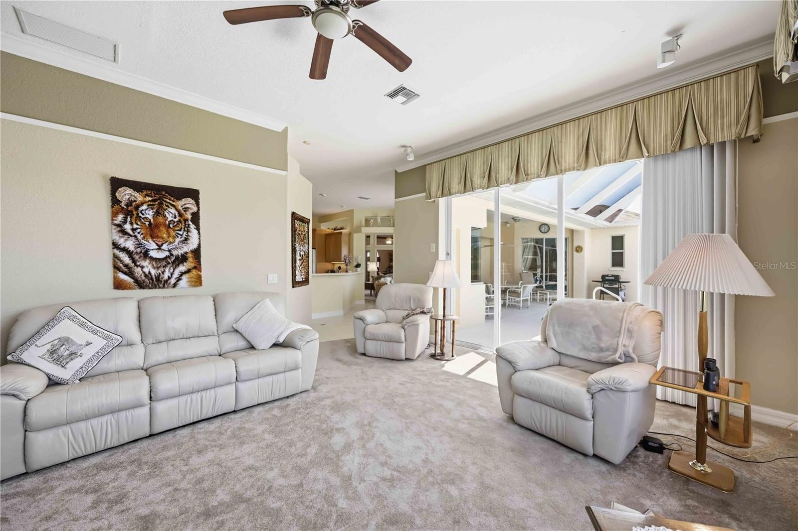 ROTONDA PINE VALLEY - Residential