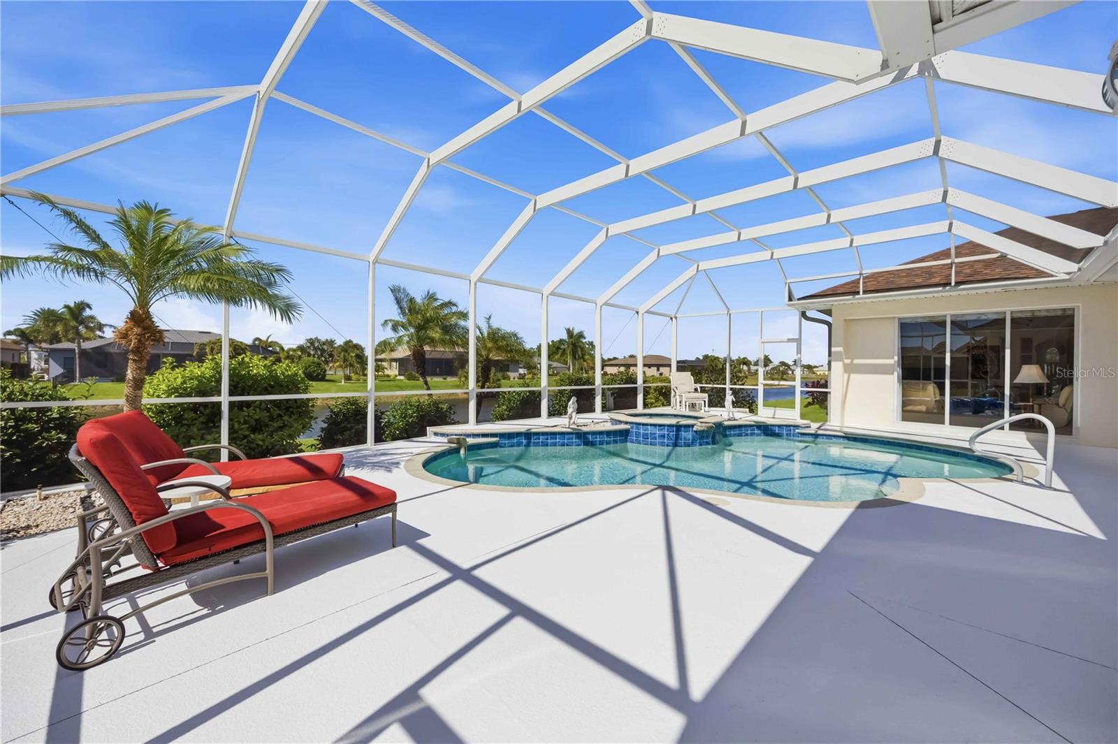 ROTONDA PINE VALLEY - Residential