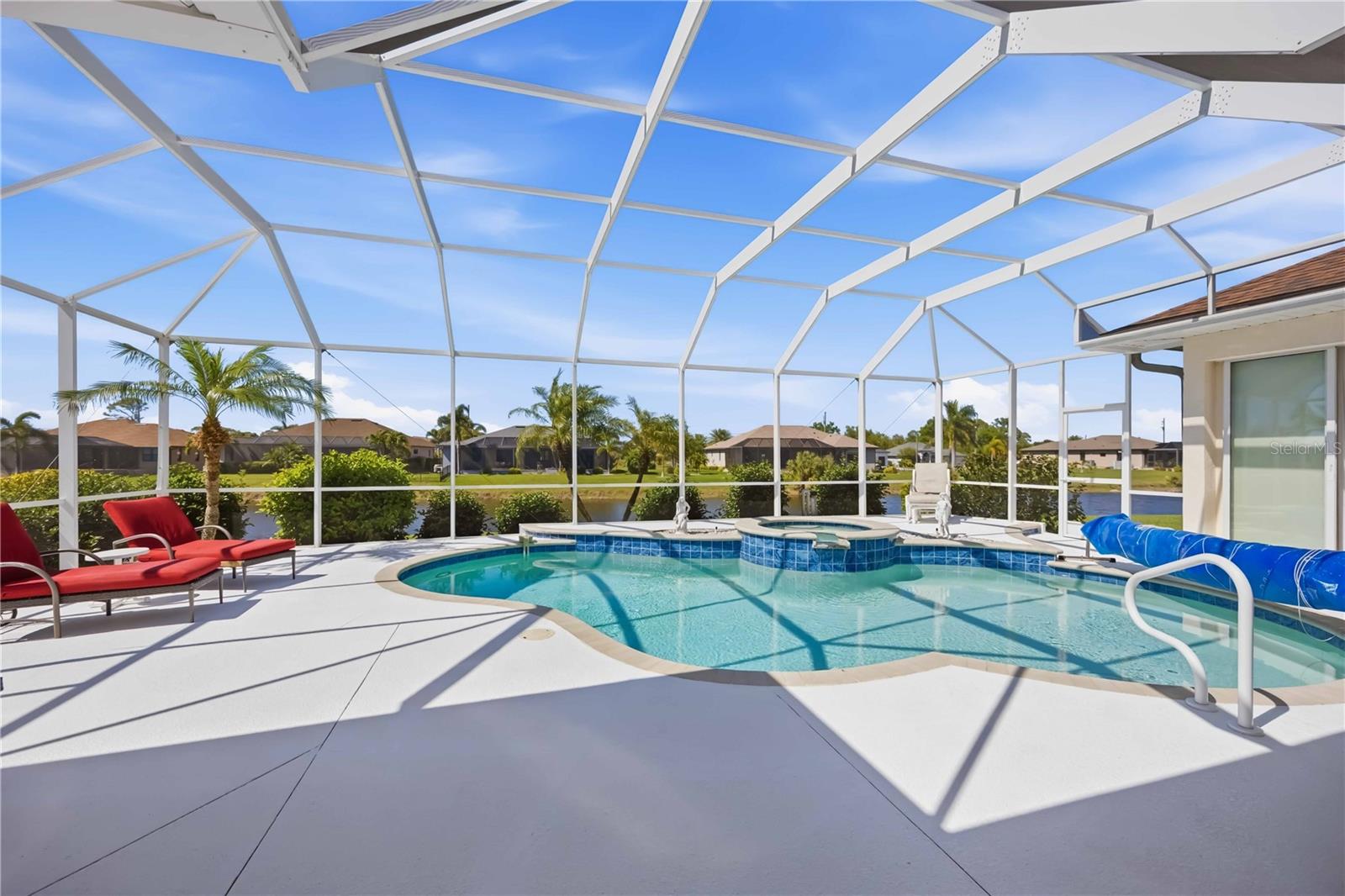 ROTONDA PINE VALLEY - Residential