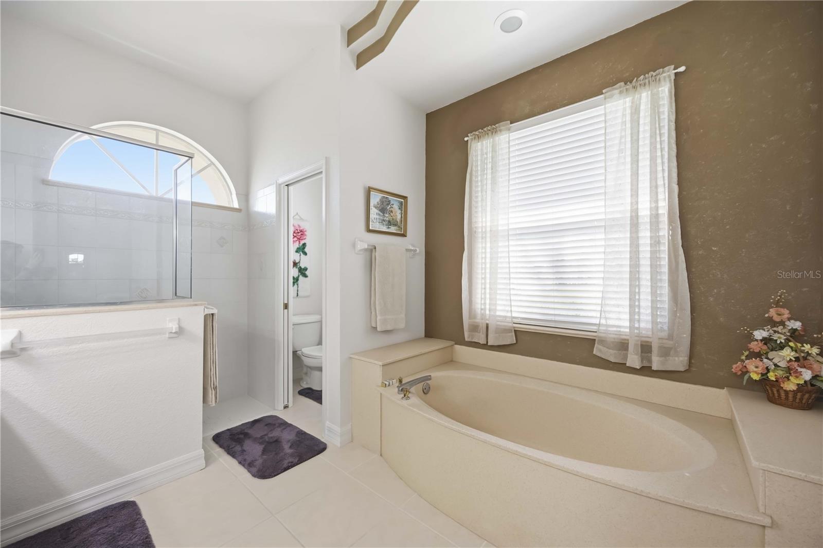 ROTONDA PINE VALLEY - Residential