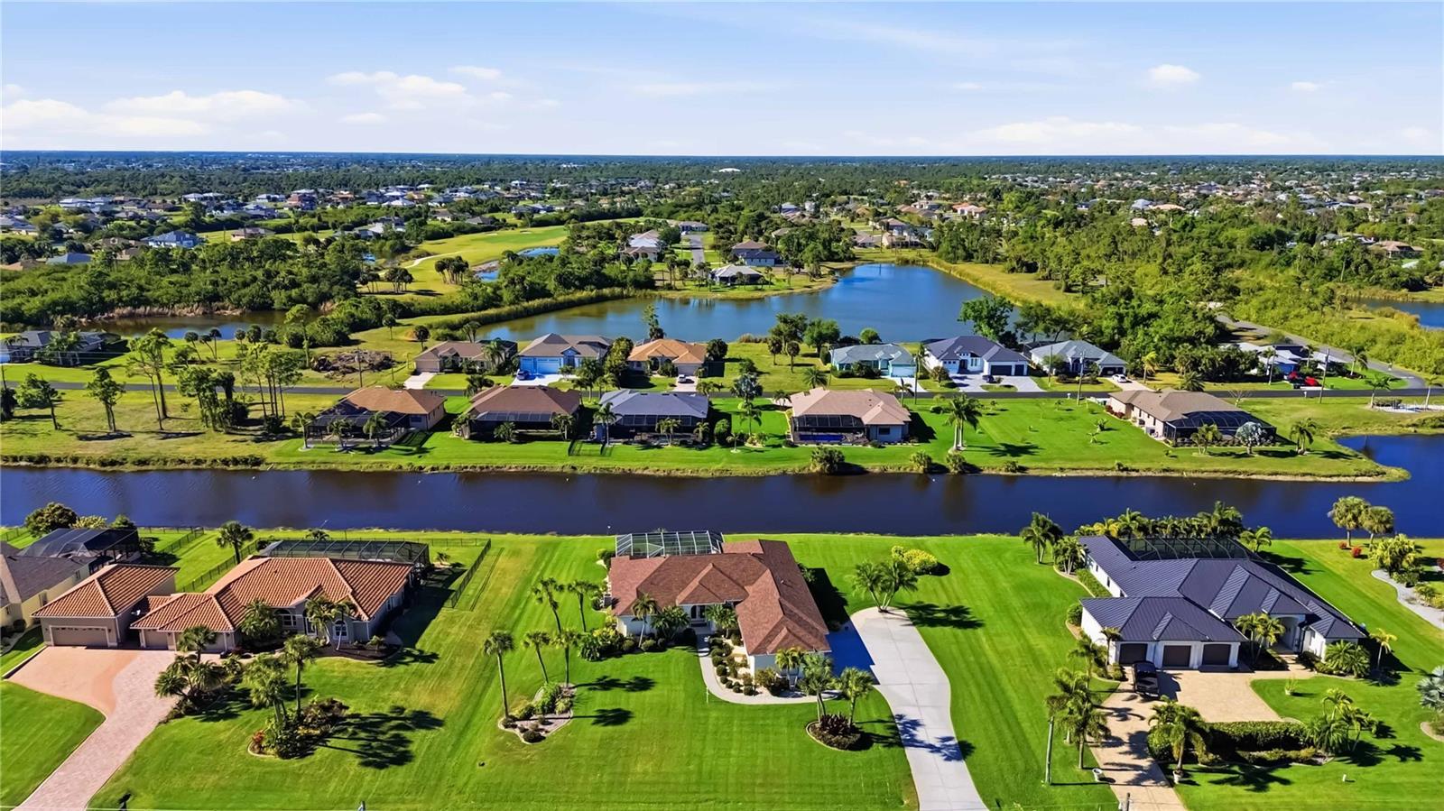 ROTONDA PINE VALLEY - Residential