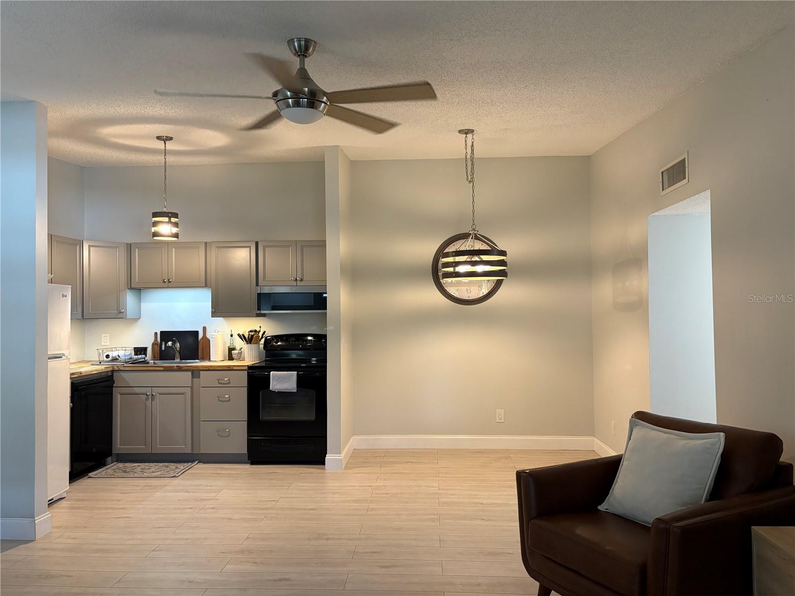 FOX CHASE WEST CONDO - Residential