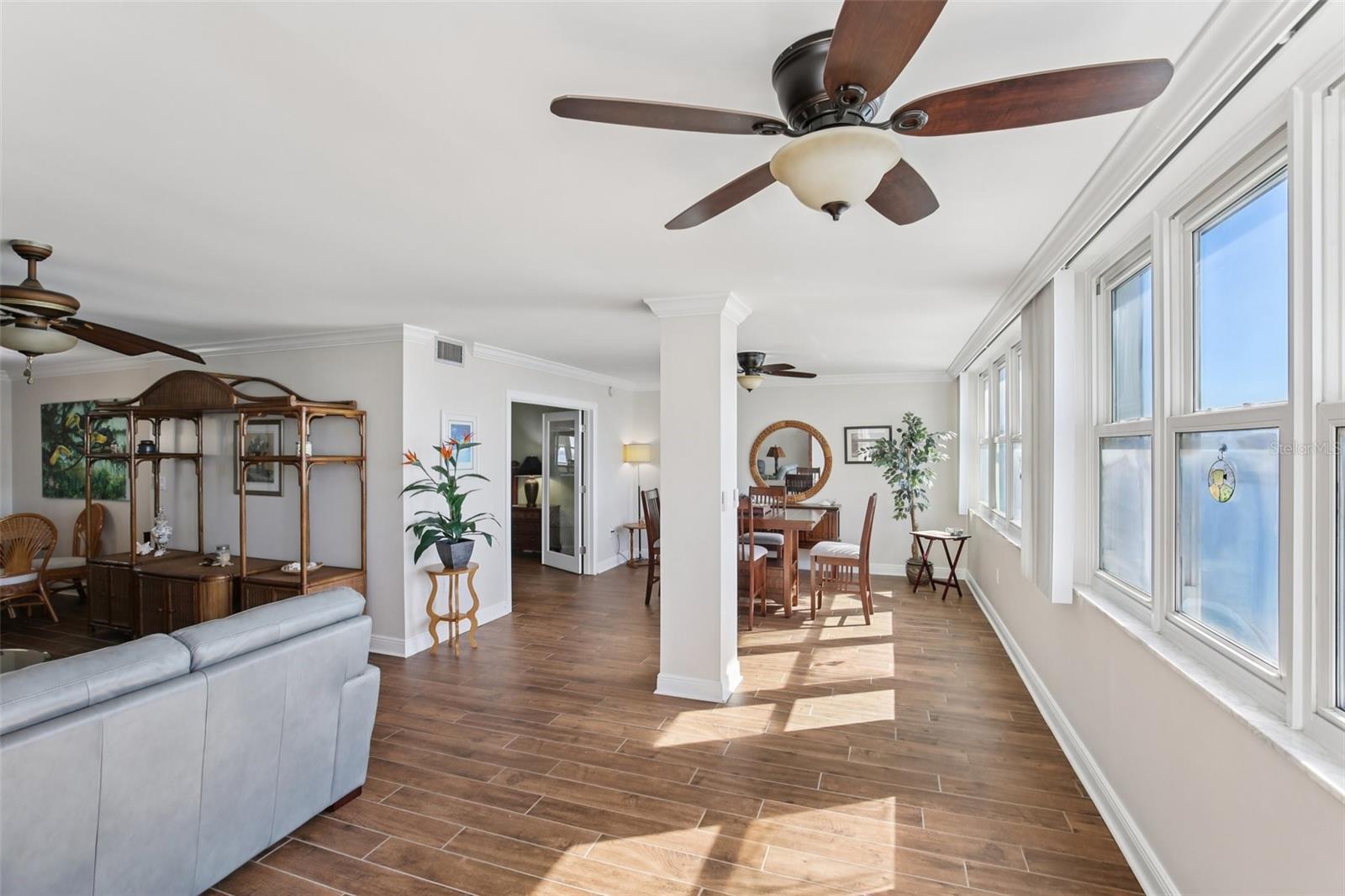 5108 BRITTANY DRIVE S 805