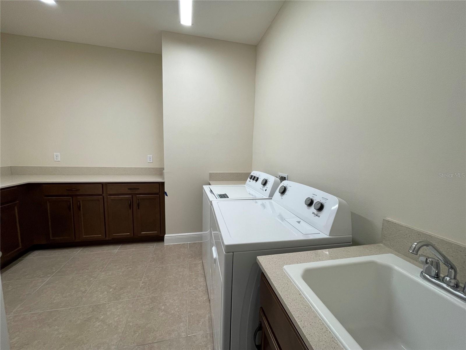 HARMONY NBHD I - Residential Lease