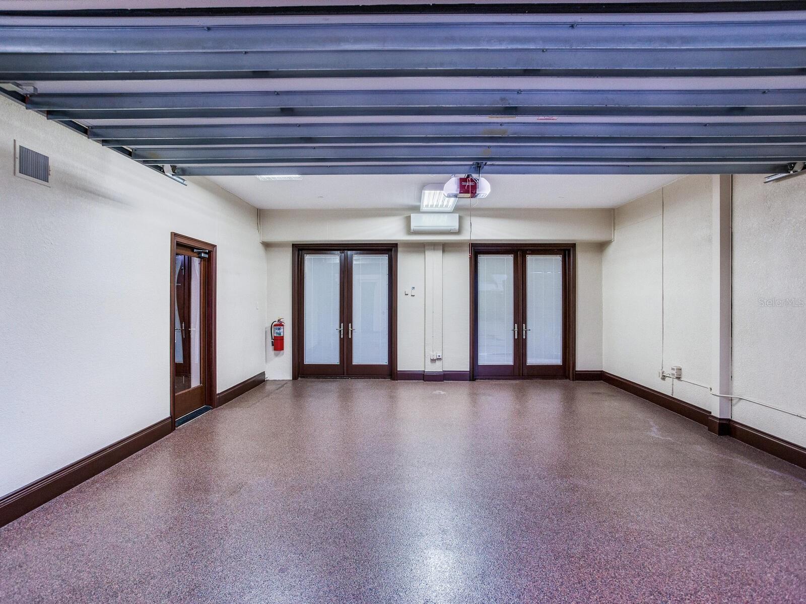 SUNSET PARK ISLES UNIT NO 1 - Residential