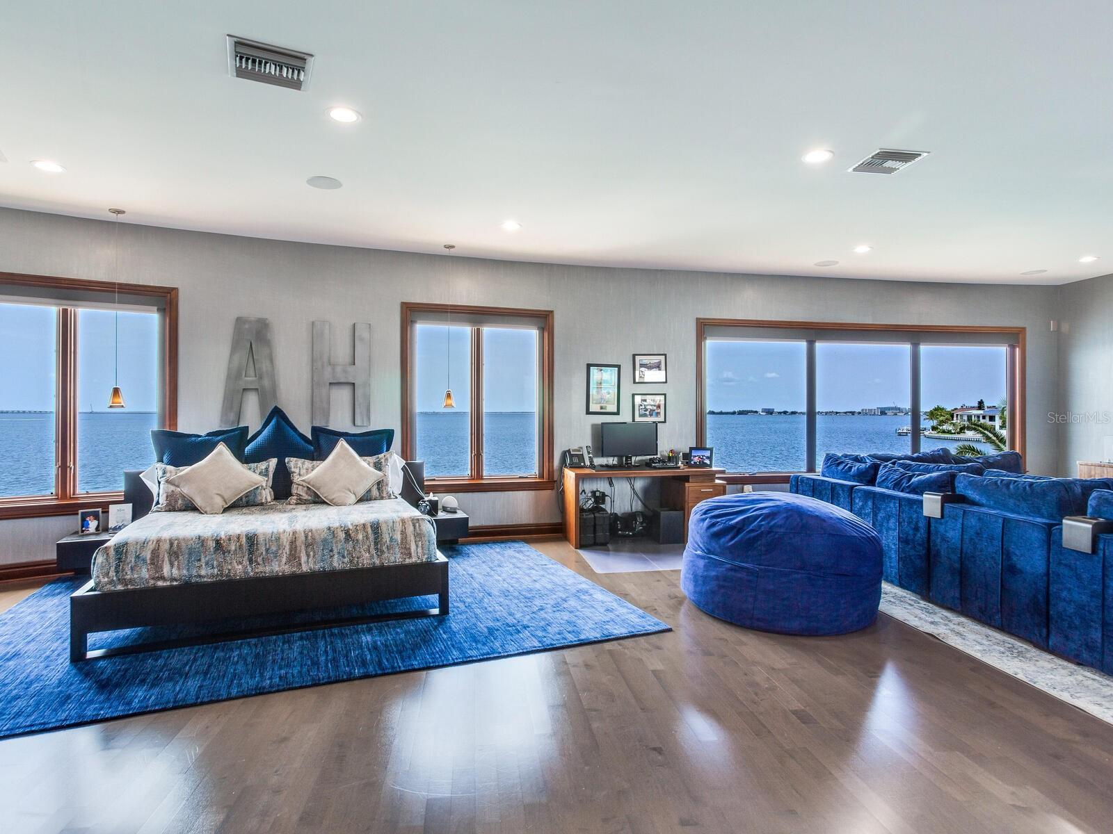 SUNSET PARK ISLES UNIT NO 1 - Residential