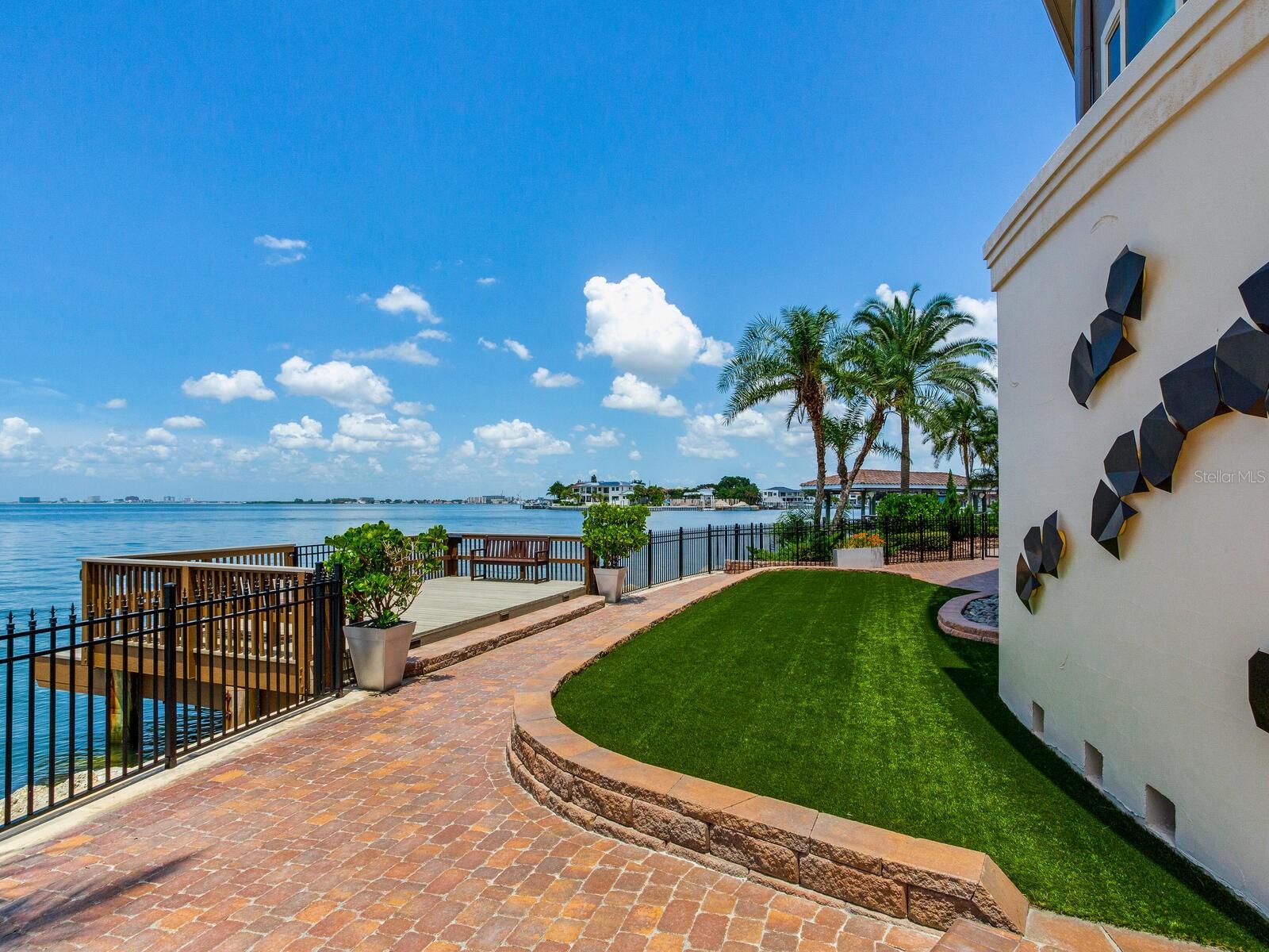 SUNSET PARK ISLES UNIT NO 1 - Residential