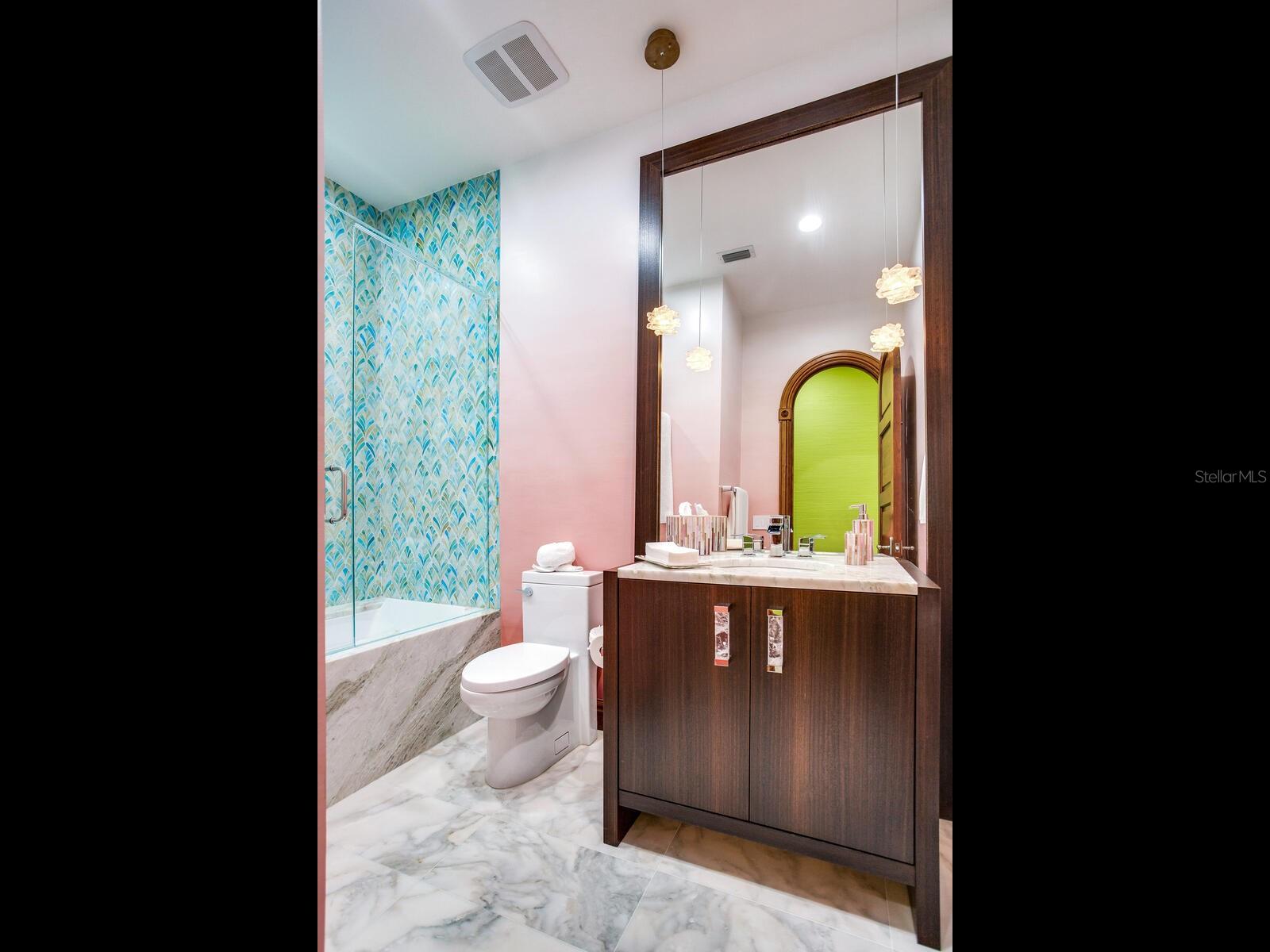 SUNSET PARK ISLES UNIT NO 1 - Residential