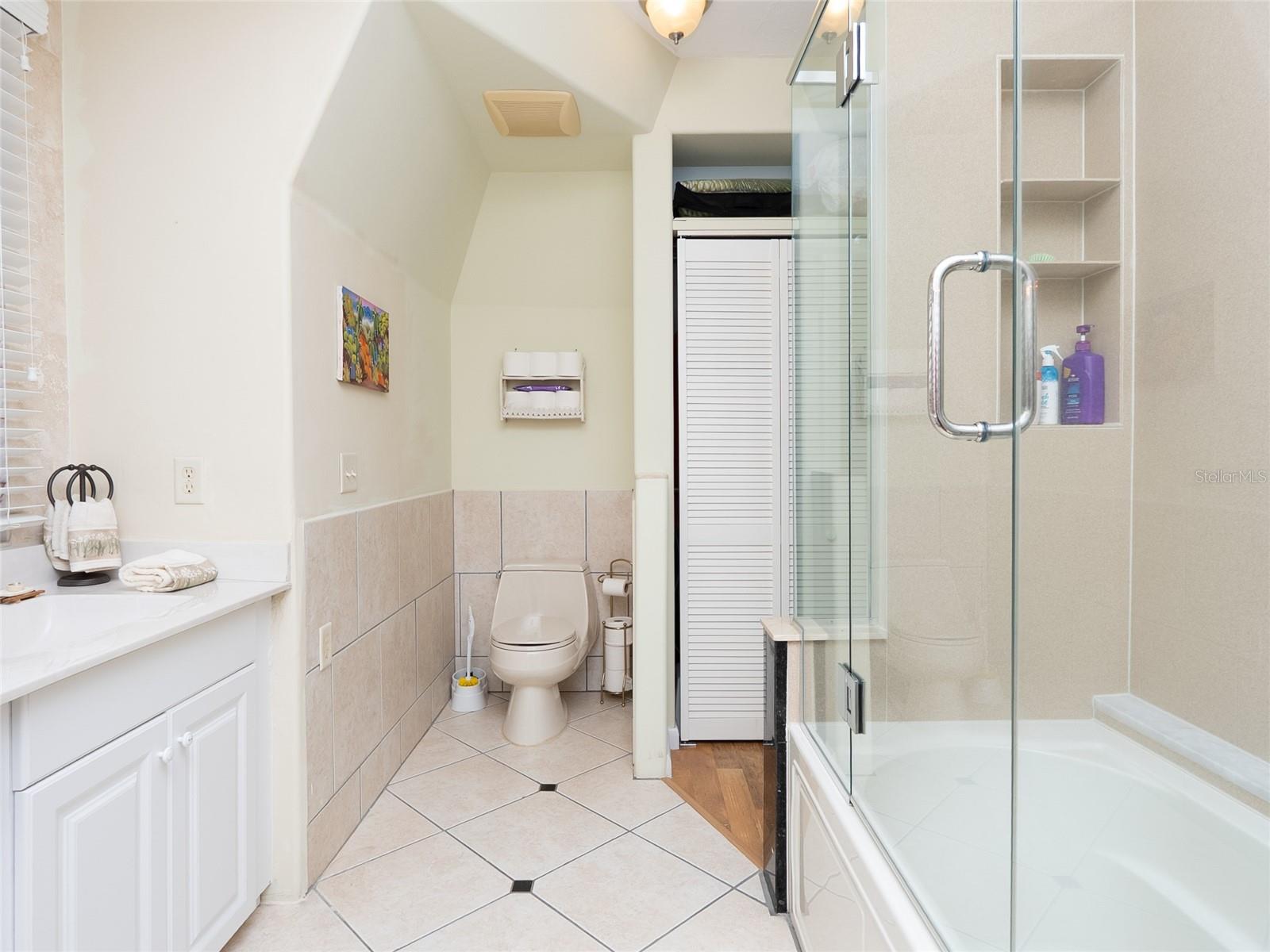 HIDDEN RIVER - Residential