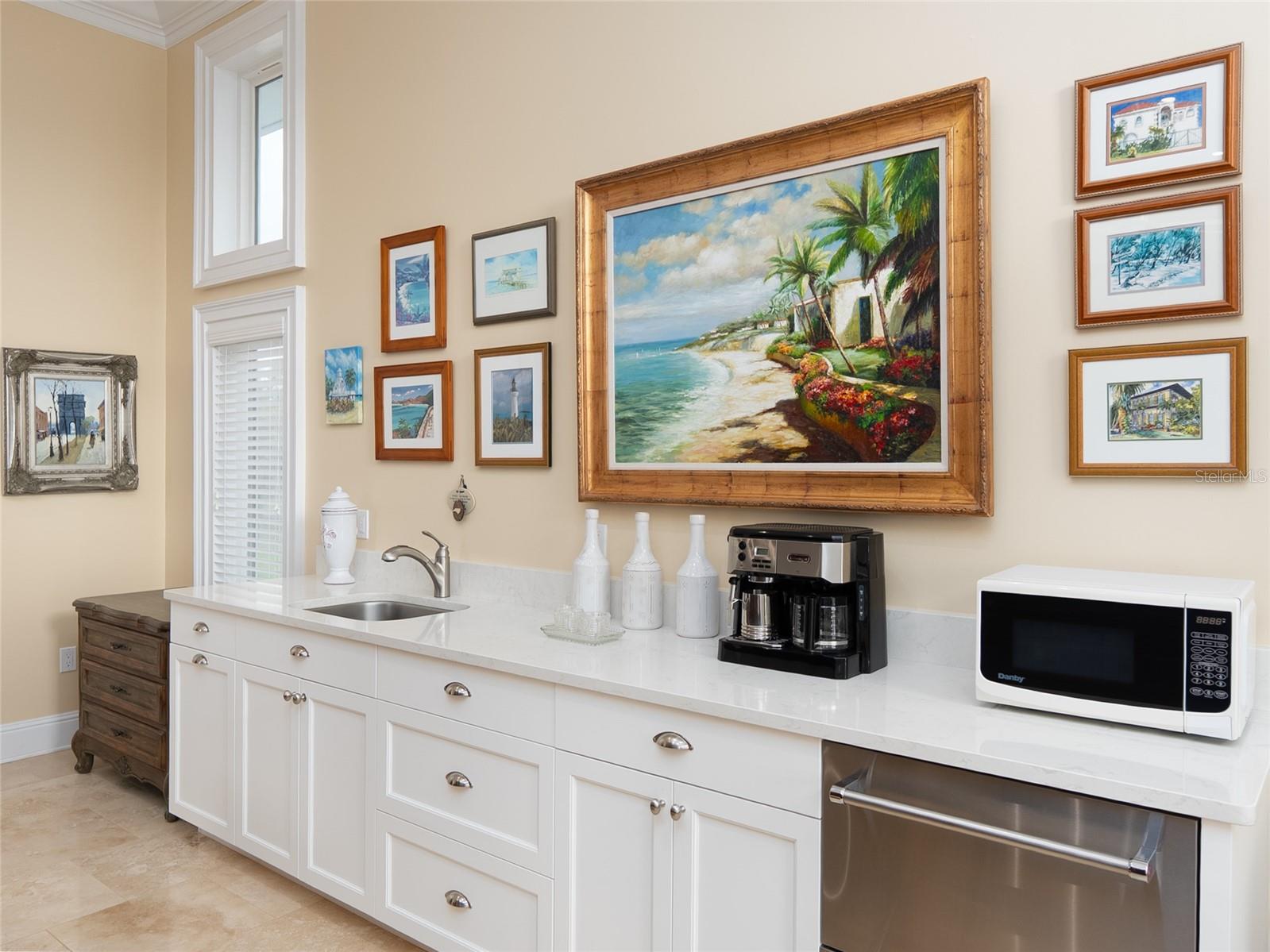 HIDDEN RIVER - Residential