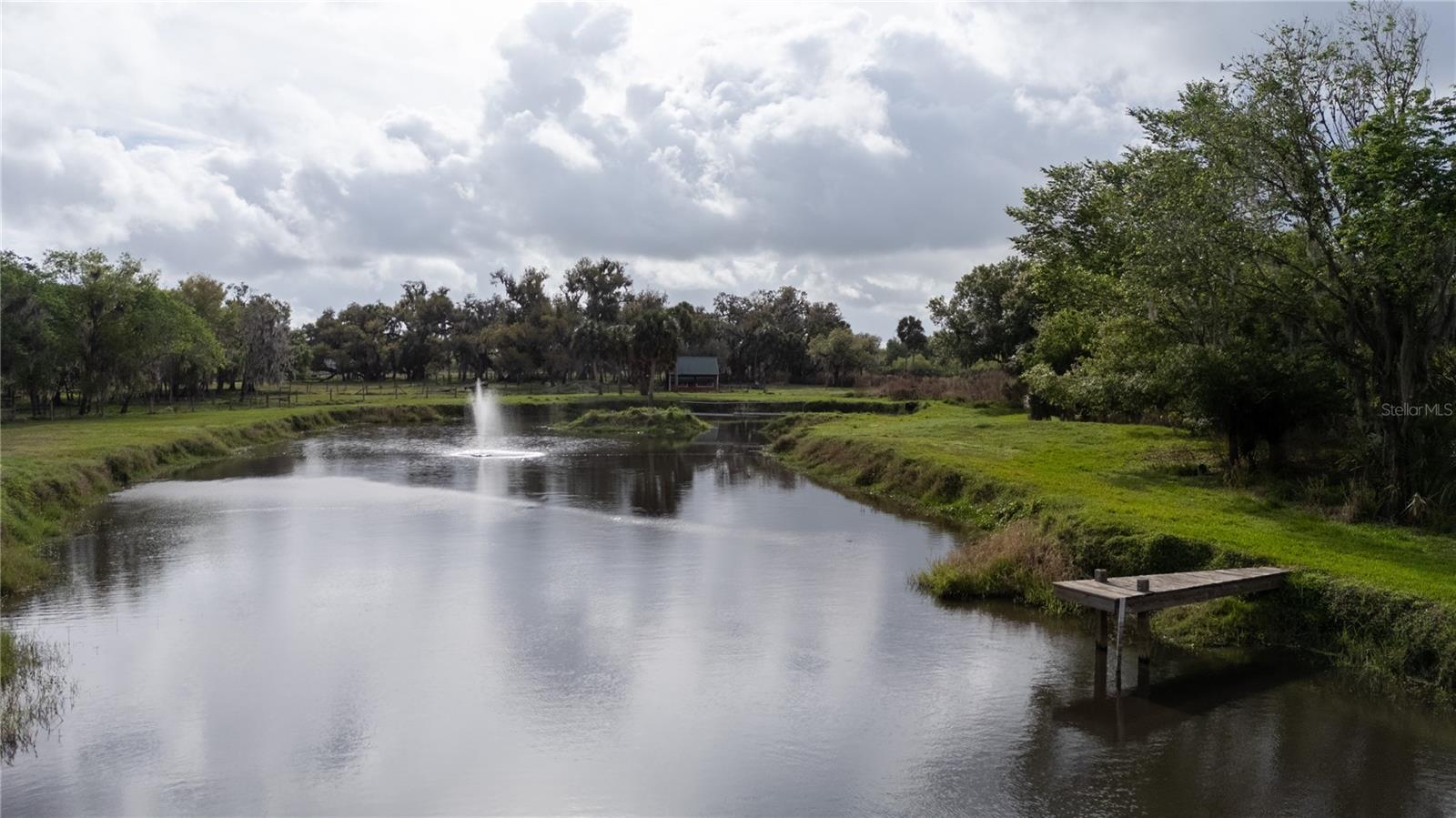 HIDDEN RIVER - Residential