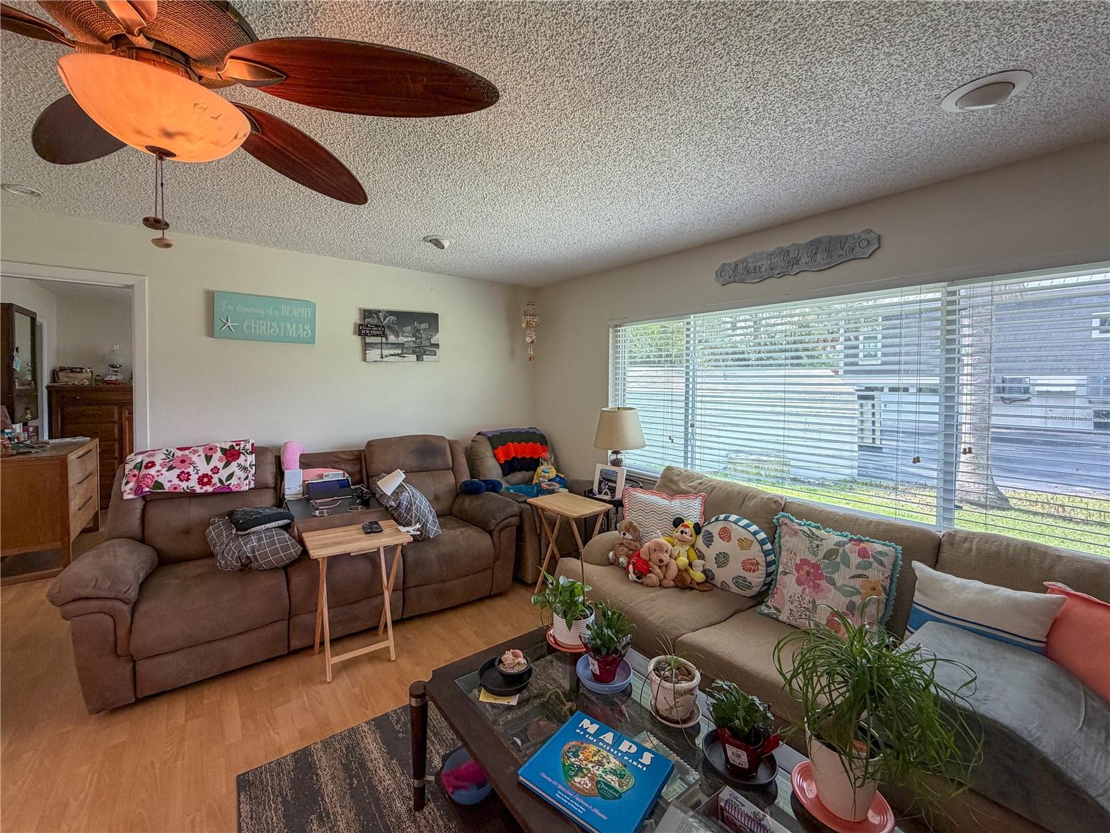 HIDDEN RIVER - Residential