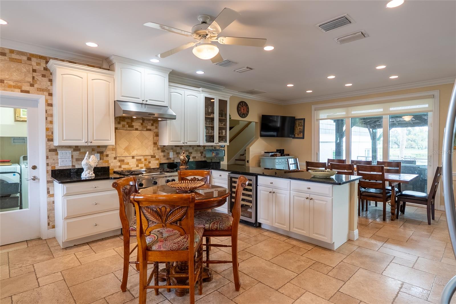 HIDDEN RIVER - Residential