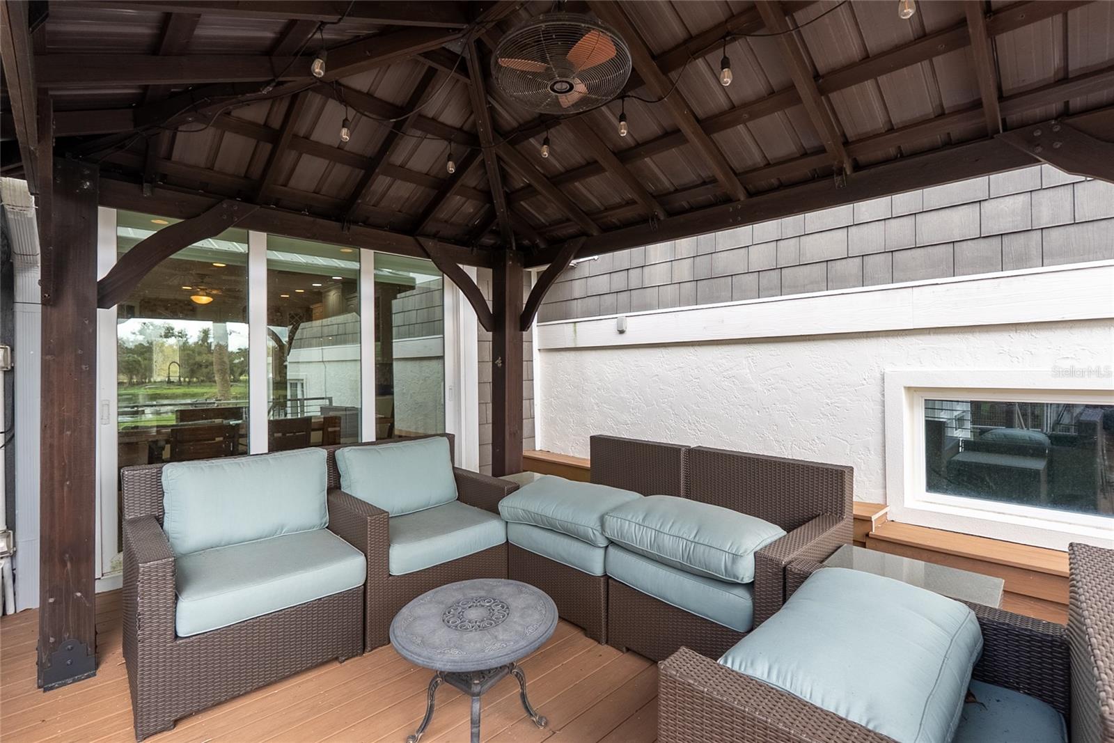 HIDDEN RIVER - Residential