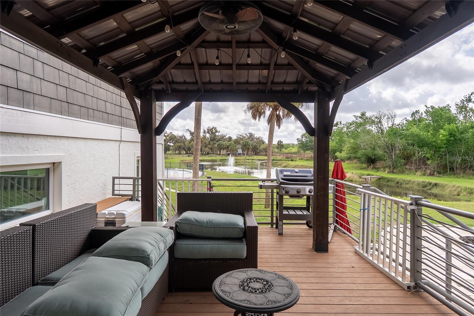 HIDDEN RIVER - Residential