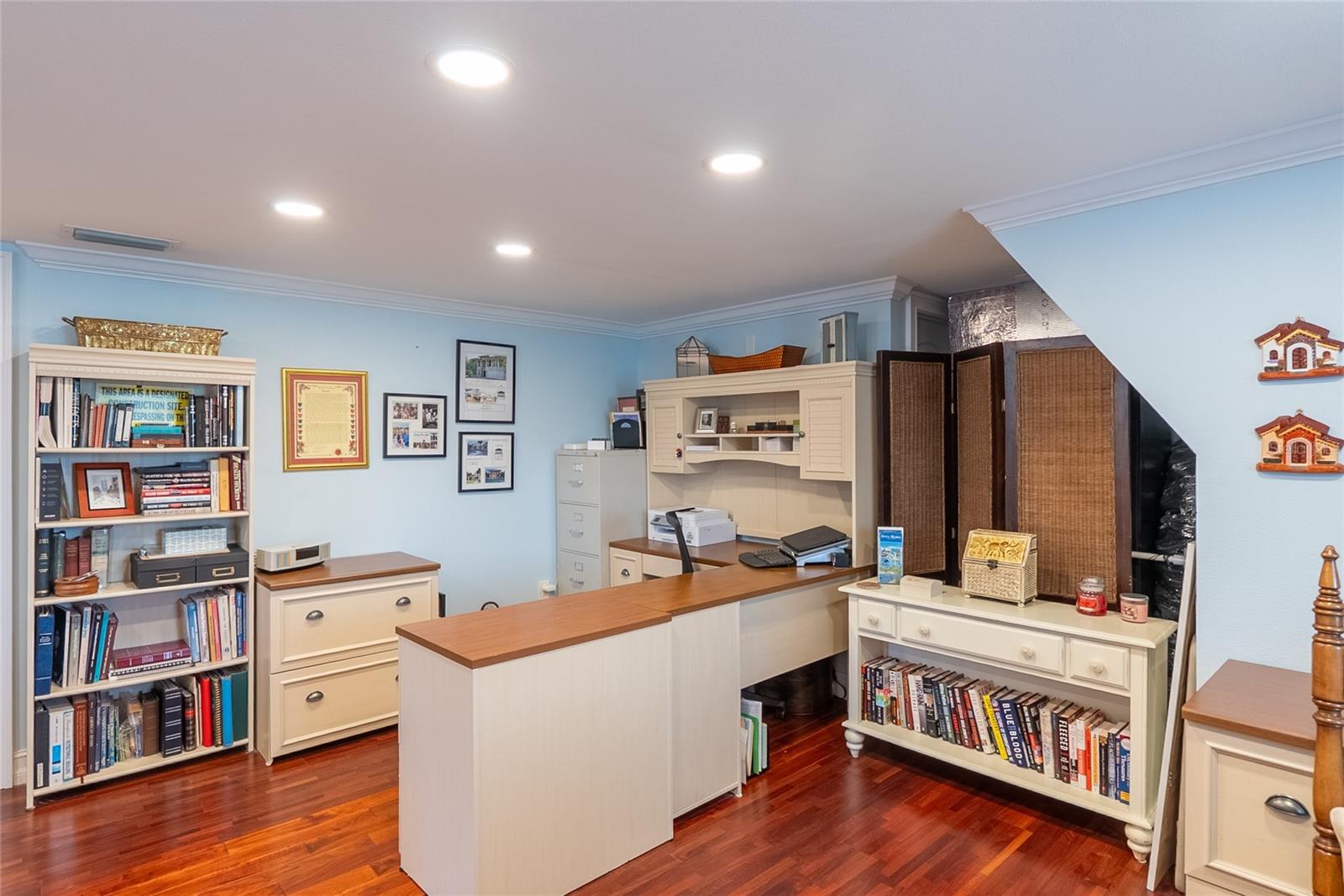 HIDDEN RIVER - Residential