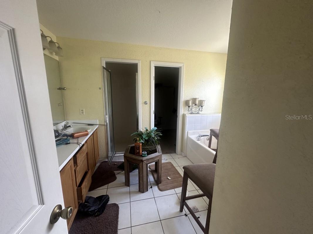 GARDENS PH 01 - Residential