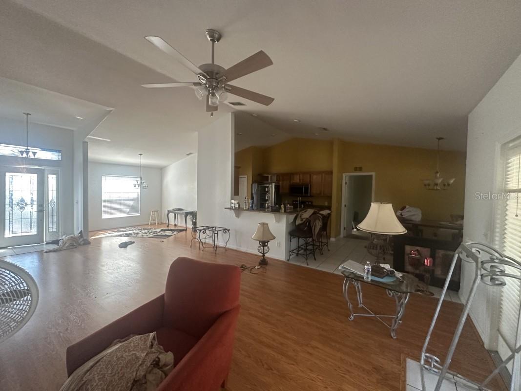 GARDENS PH 01 - Residential